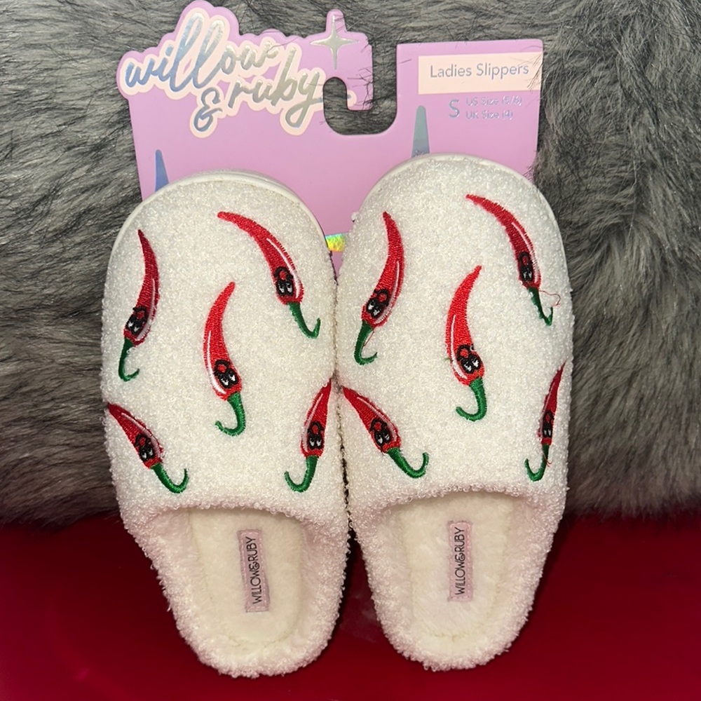 White Chili Pepper Slippers